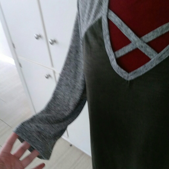 Suzanne Betro Tee - Picture 4 of 4